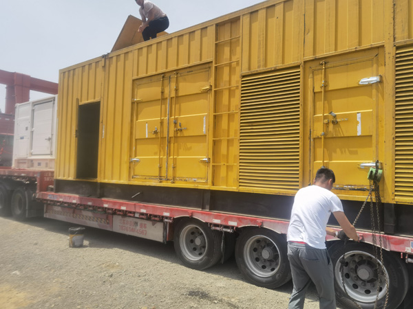 卫滨发电机出租100KW发电机需要什么规格的电缆线?